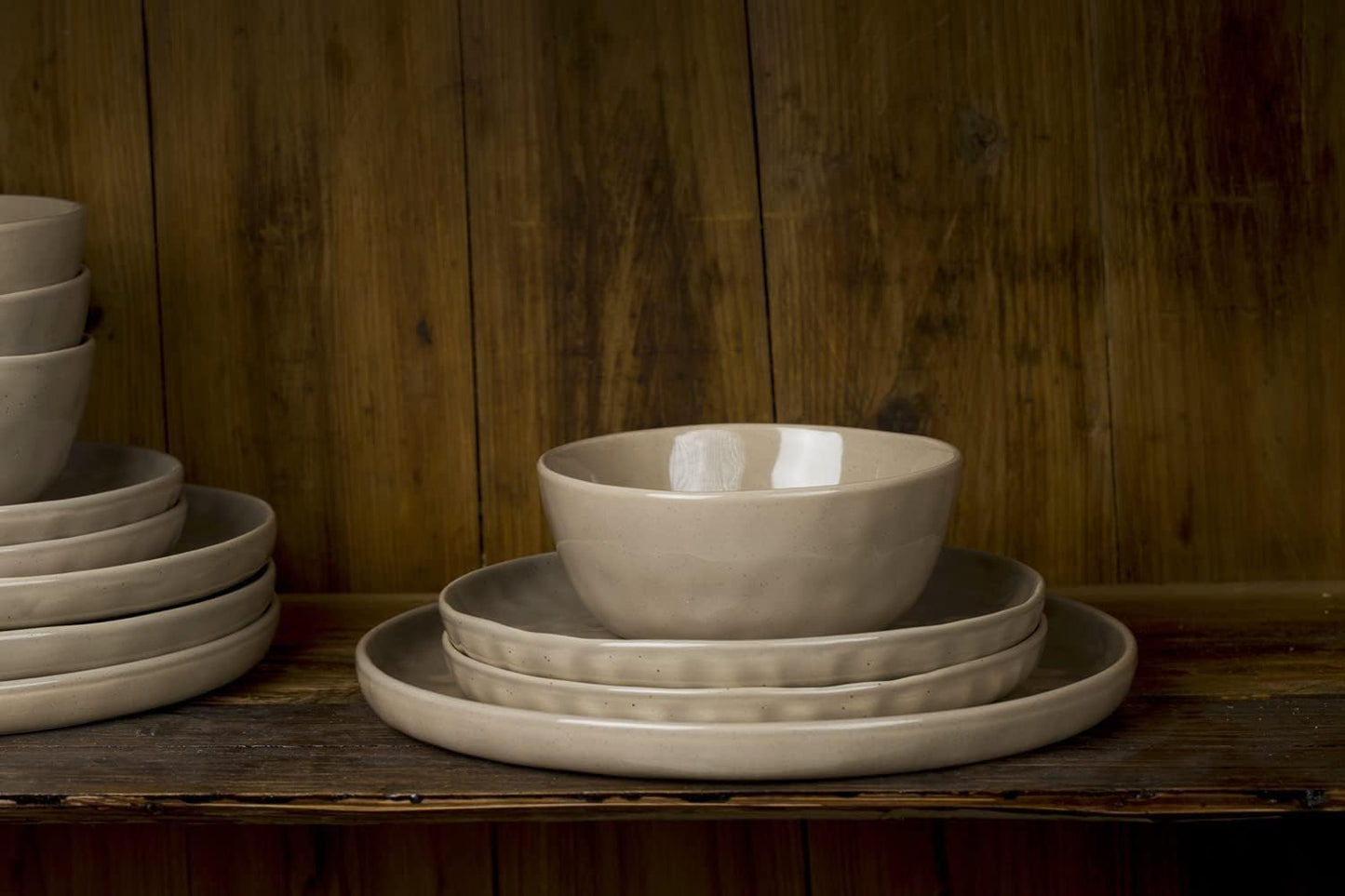 Famiware Mars Plates and Bowls Set, 24 Pieces Dinnerware Sets, Dishes Set for 8, Cinnamon Brown