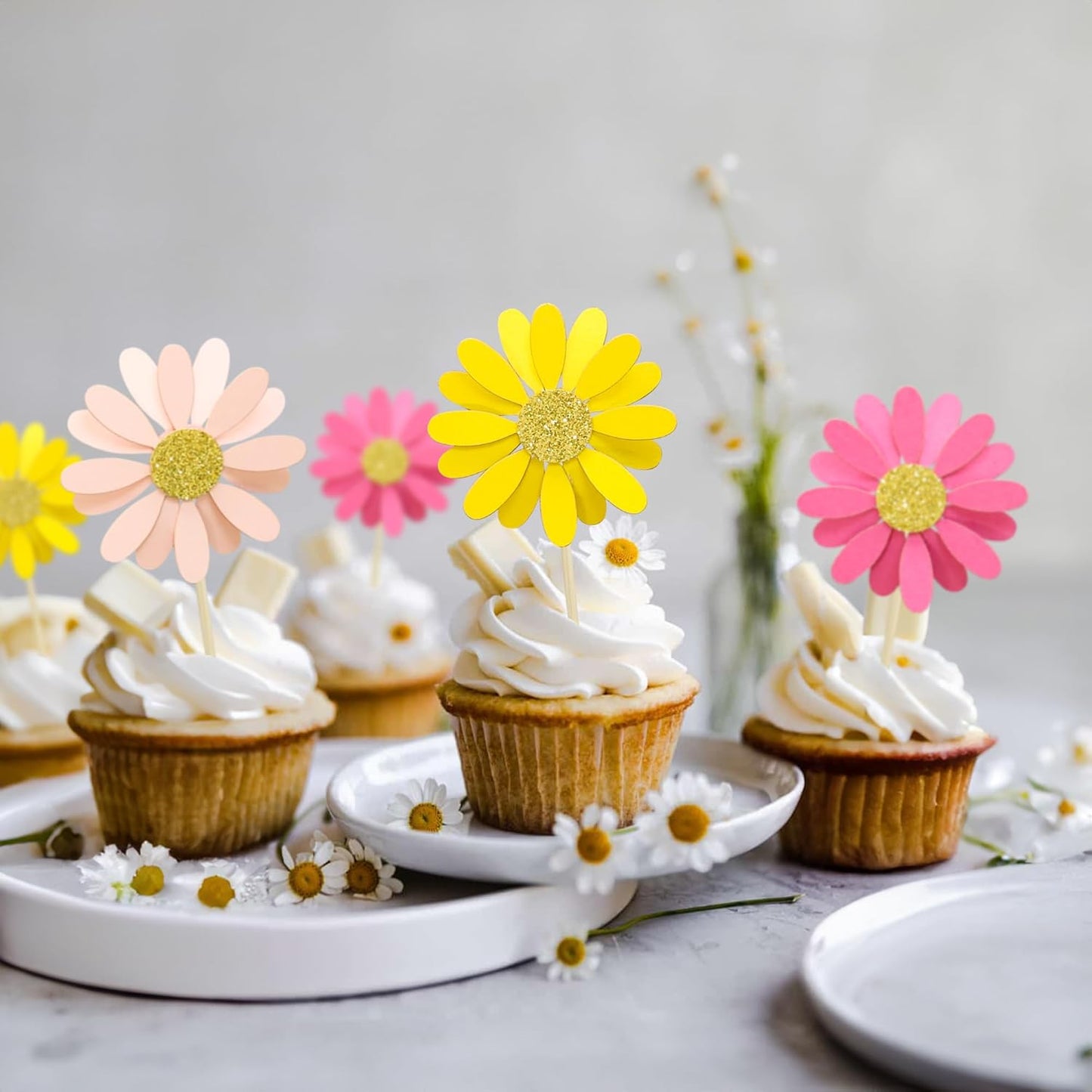 Ephlyn 24Pcs Daisy Cupcake Toppers Daisy Cake Decorations Chrysanthemum Cupcake Toppers Spring Daisy Flower Cake Picks for Birthday Wedding Supplies Multicolor 3