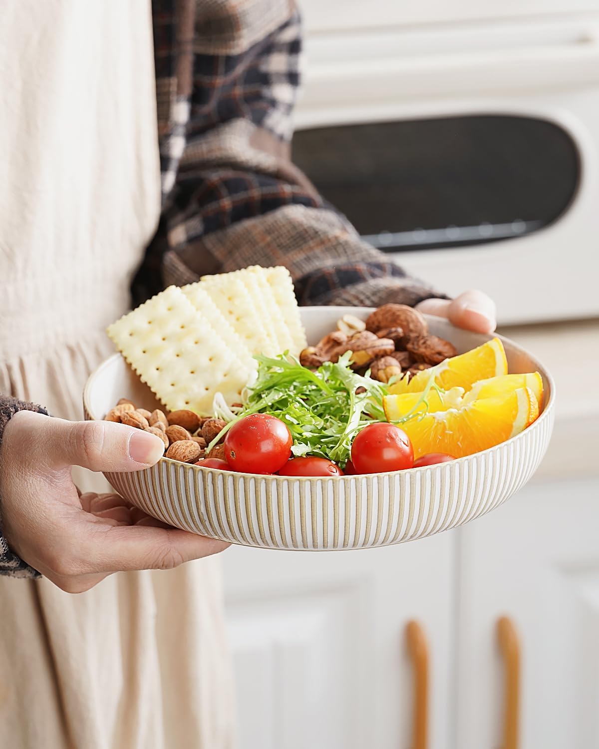 getstar Pasta Bowls, Large Salad Serving Bowls (8.2 inch/35 oz), Ceramic Bowl Plates Set of 4, Farmhouse Embossments, Microwave and Dishwasher Safe