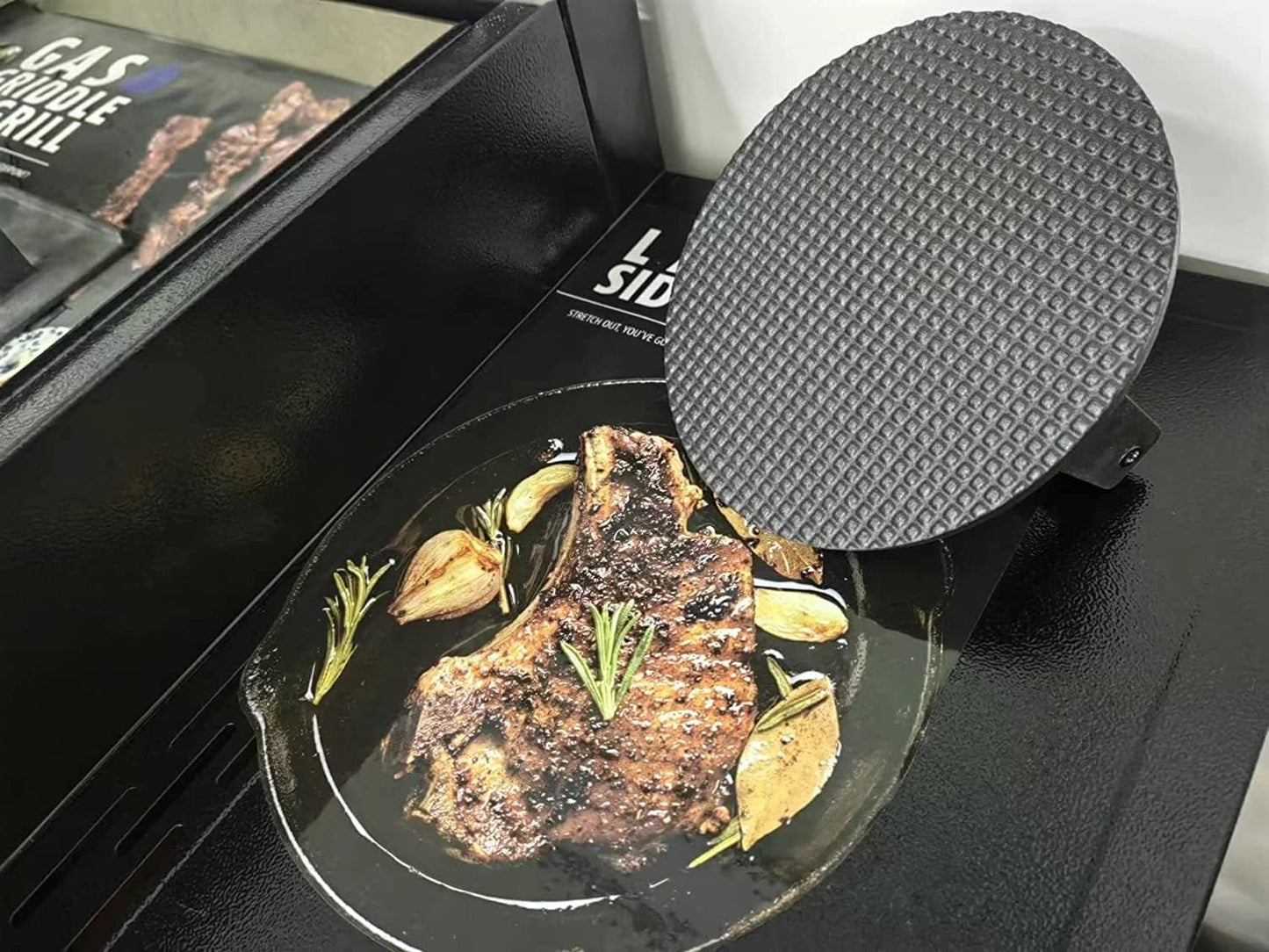 2-Pack Burger Press 7.08" Round,Heavy-Duty Cast Iron Smash Burger Press Meat Steak with Wood Handle for Blackstone Camp Chef Pitboss Weber Griddle Grills (2 Round)