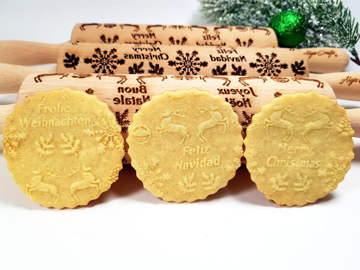 Embossing Rolling Pin for Christmas Cookies, Gingerbread, Shortbread by Algis Crafts (Merry Christmas)