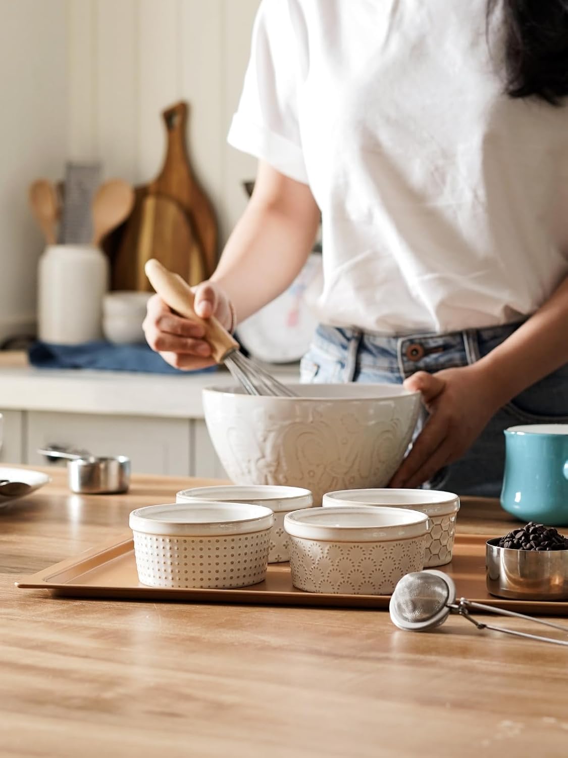 LE TAUCI Ramekins 6 oz, Ramiken for Creme Brulee, Lava Cake,Pudding, Souffle, Small Sauce Bowl,Ceramic Baking Dishes- 4 inch, Set of 4, Arctic White