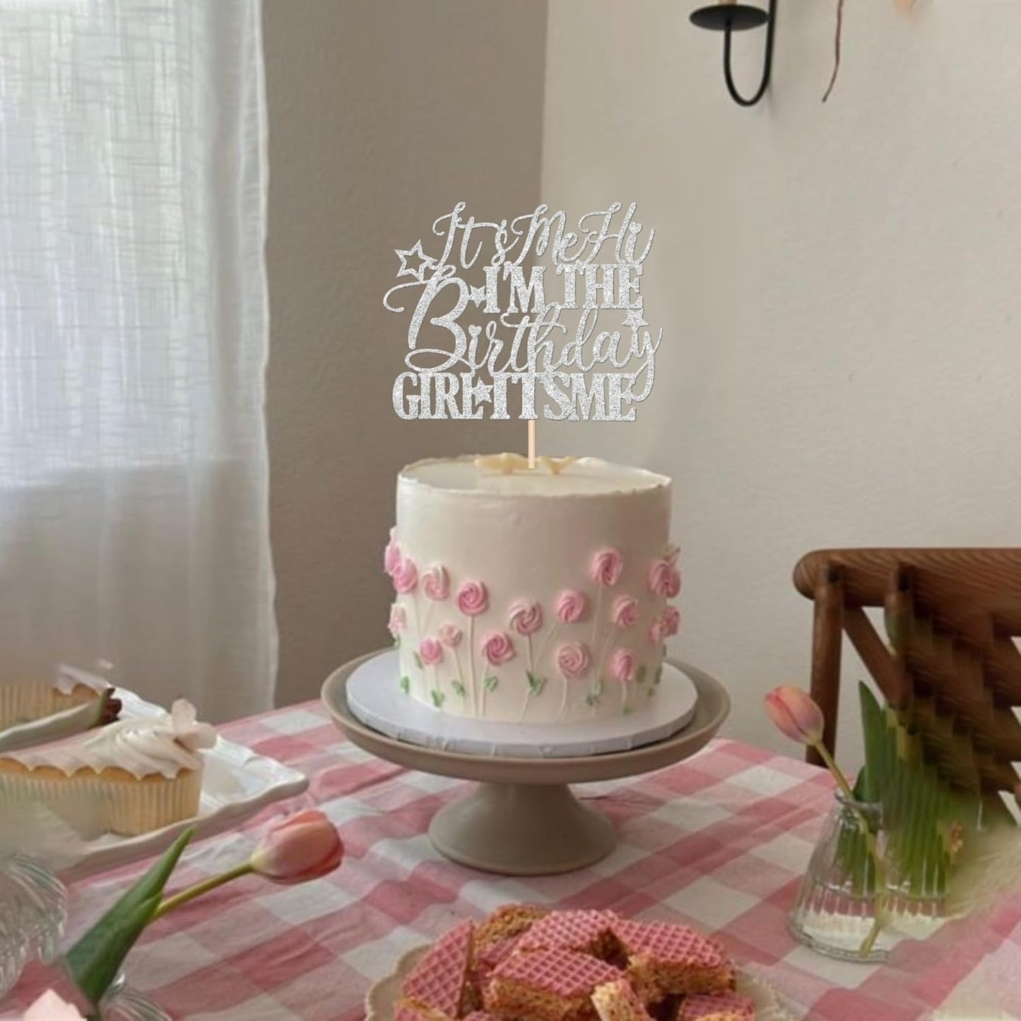1 PCS It's Me Hi I'm the Birthday Girl It's Me Cake Topper Glitter Music Singer Cake Pick for Funny Hip Hop Singer Girls Birthday Party Cake Decorations Supplies Silver