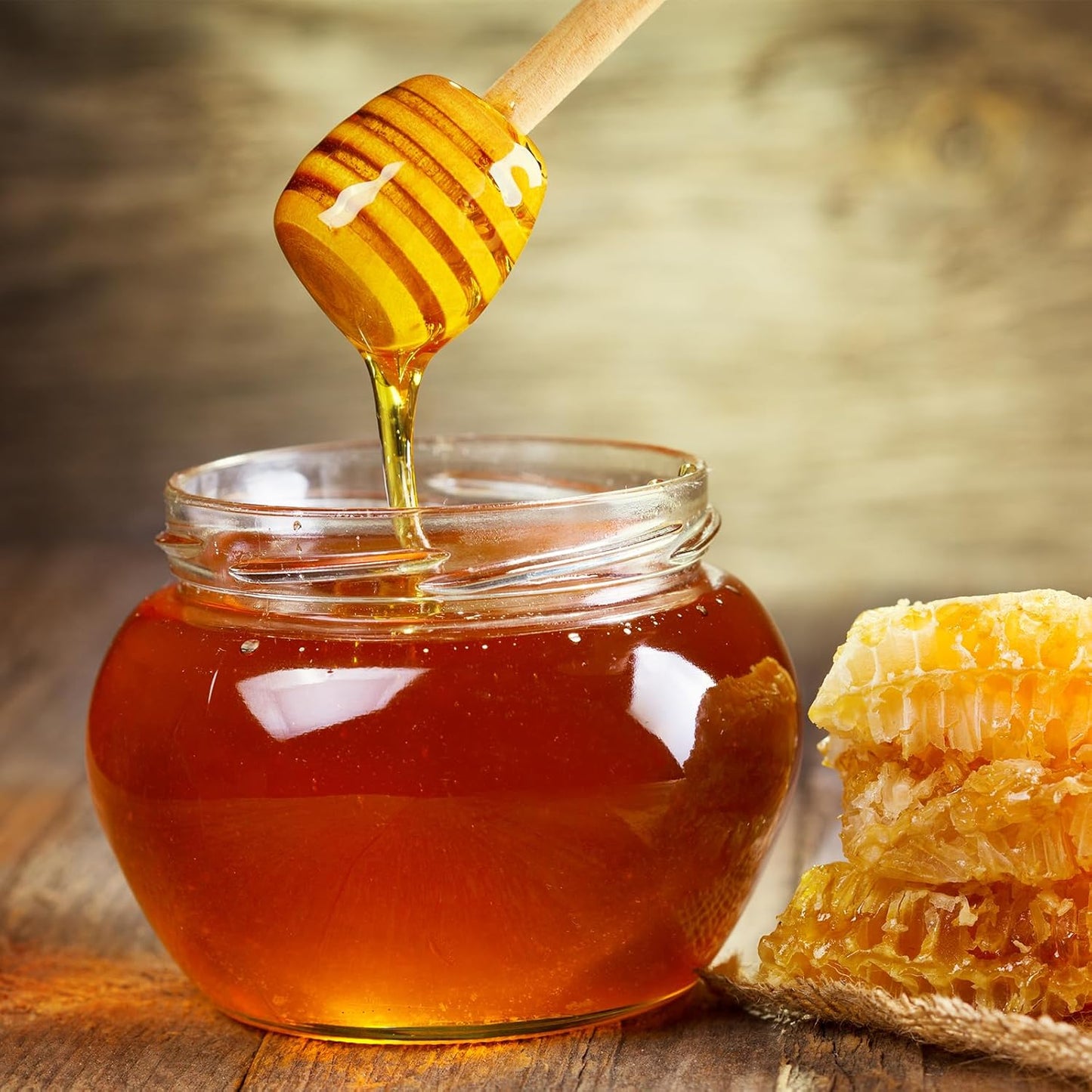 100 PCS Wooden Honey Sticks Dipper 6 Inch, Individually Wrapped Mini Honeycomb Honey Stirrer Stick For Honey Jar Dispense Drizzle Honey and Wedding Party Favors Gift