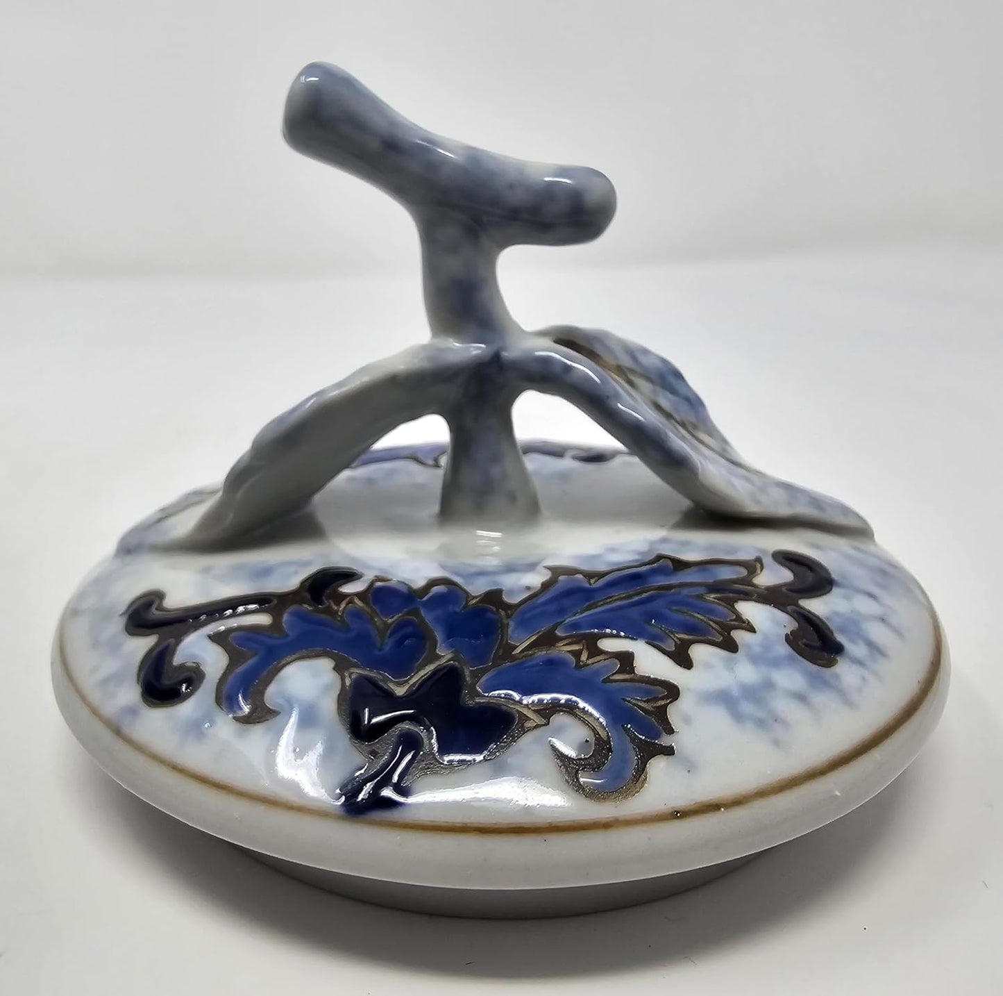 Festcool Blue and White Ceramic Flower Ginger Leaf Lid Jar Vase, Sugar Canister, Sugar Container, Tea Container, Hand-crafted Jingdezhen China