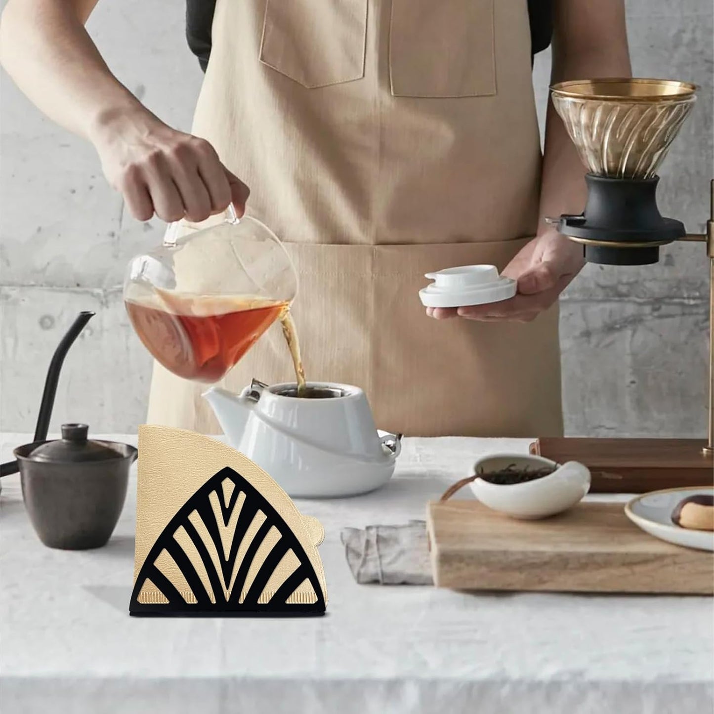 Resama Coffee Filter Paper Holder - Stylish Organizer with Leaf Texture for Kitchen, Cafe, and Office - Decorative Storage Container in Black - Perfect for Home, Dining Room, and Outdoor Use