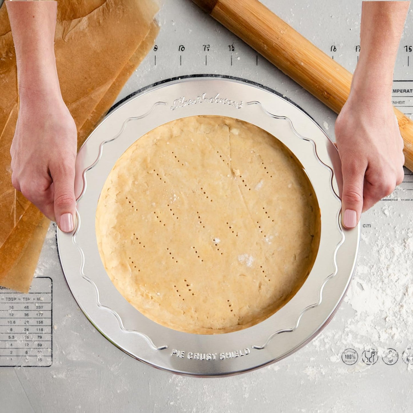 Mrs. Anderson’s Baking Pie Crust Protector Shield, Fits 8-Inch Plates