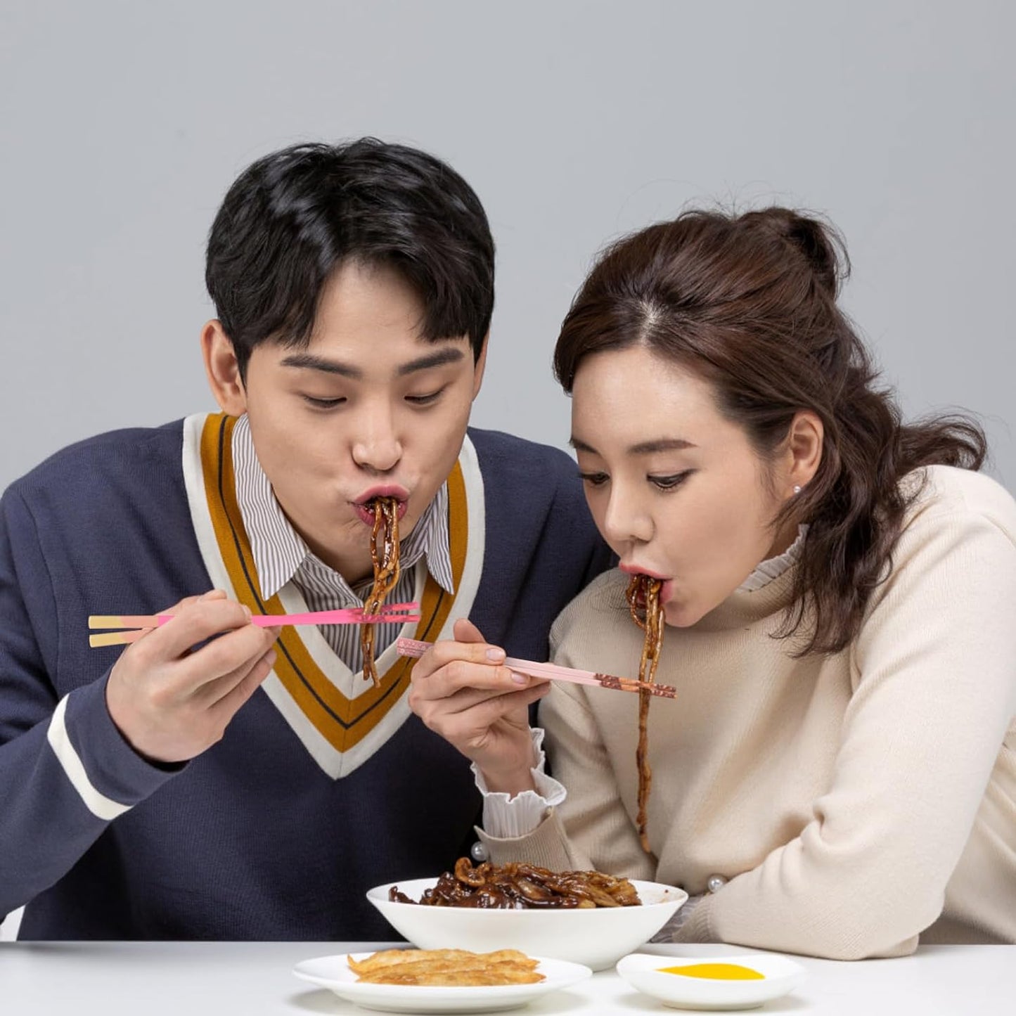 Chopsticks Reusable Dishwasher Safe, GLAMFIELDS 10 Pairs 9.5 Inches Premium Fiberglass Chop Sticks Set for Sushi, Ramen, Asian Cuisine, Non-slip, Pink