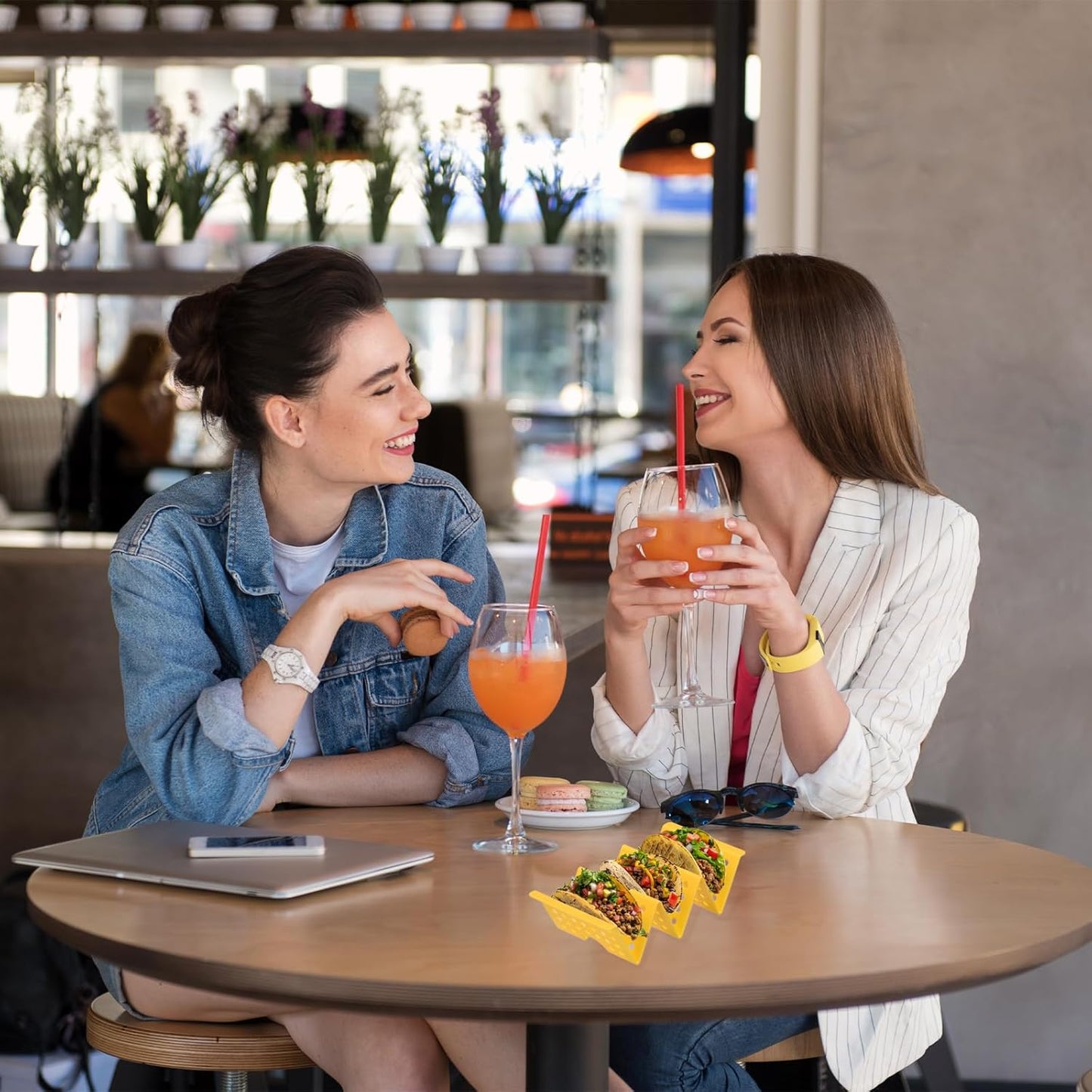 uxcell 8 Pcs Taco Holder Stand, Plastic Taco Plates Hold Up to 3 Tacos, Hollow Carved Taco Shell Holder, Dishwasher Microwave Safe, Yellow