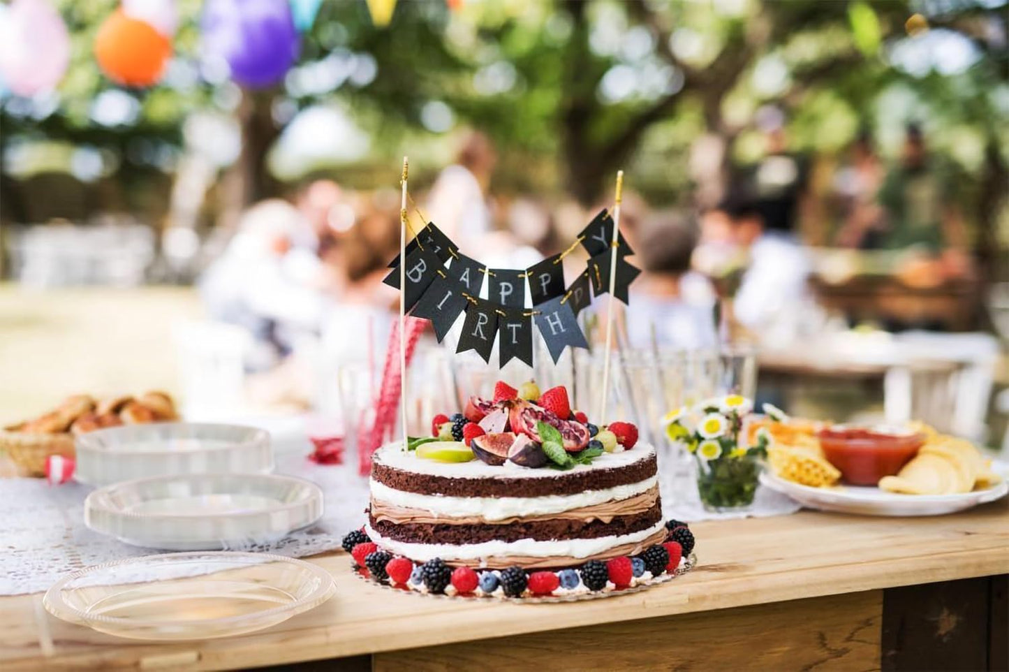 Exquisite Party Solids Clear Plastic Plates For Party 9" Clear Disposable Plates Heavy Duty Supplies 100 Pcs Plastic Dinnerware Sets Heavy Duty 350 GSM Disposable Dinnerware Set