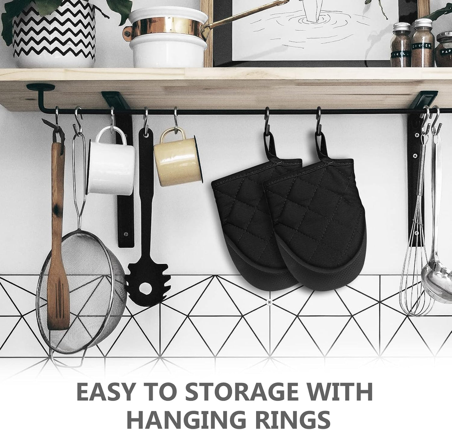 Qulable 1 Pair Short Oven Mitts - Silicone Kitchen Oven Gloves High Heat Resistant 500℉, Mini Oven Mits with Non-Slip Grip Surfaces and Hanging Loop for BBQ, Baking, Cooking and Grilling (Black)