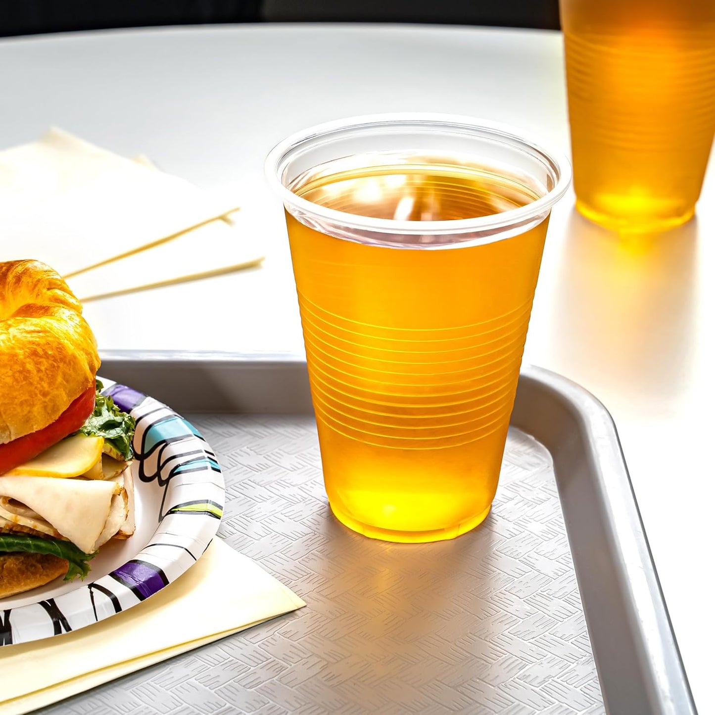 Amazon Basics Disposable Clear Plastic Cups, 16oz, 50 Count