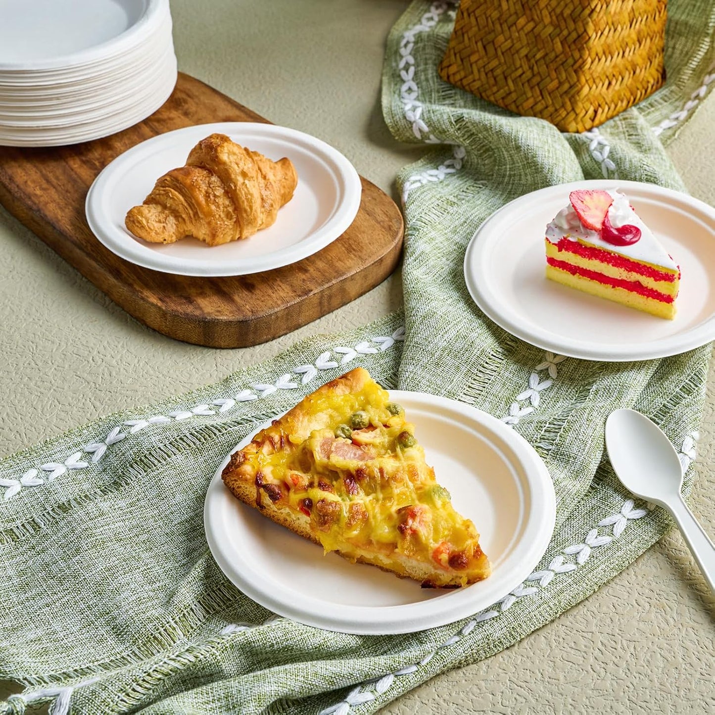 Vplus 125 Pack 6 inch Paper Plates 100% Compostable, Heavy-Duty Disposable Paper Plates Bagasse Natural Biodegradable Eco-Friendly Sugarcane（White）