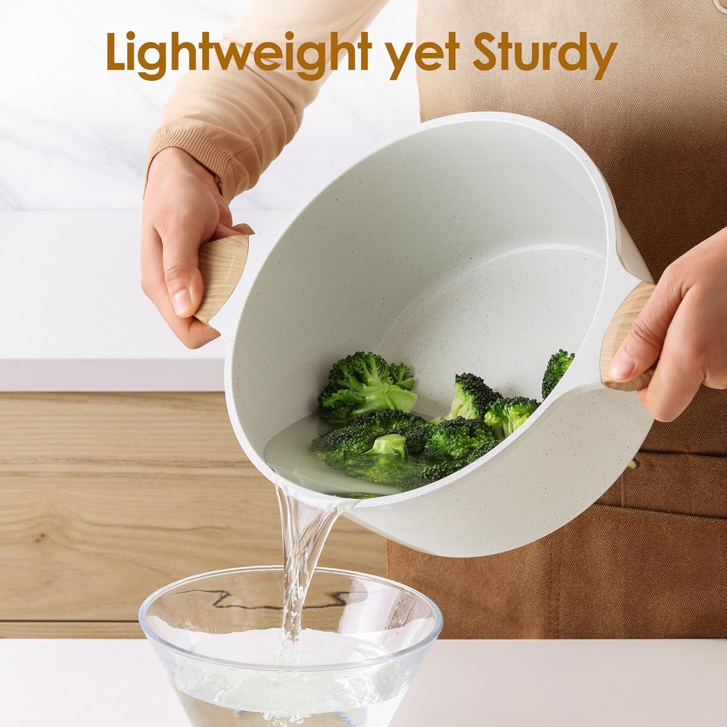 SENSARTE Ceramic Nonstick Stock Pot with Lid, 4.5 Quart Induction Cooking Pot with Tempered Glass Lid, Stew Pot for Soup and Oatmeal, Pasta Casserole, PFOA PFAS PTFE Free, White