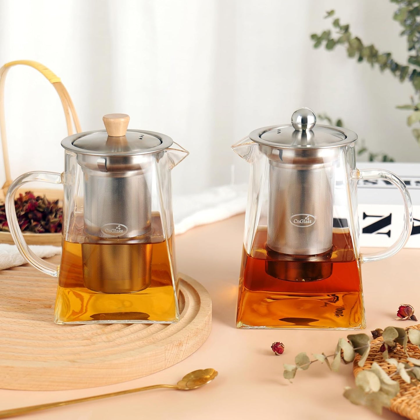 CNGLASS Glass Teapot with Infuser,24oz Clear Glass Tea Kettle with Removable Stainless Steel Strainer,Stovetop Safe Glass Teapot for Blooming and Loose Leaf Tea…