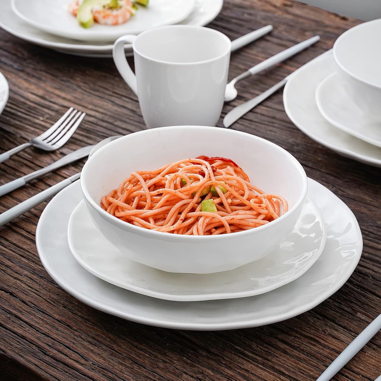 vicrays Ceramic Pasta Bowls Set, 32 Ounce Soup Bowls, Large Salad Bowls, Chip Resistant, Dishwasher Microwave Safe, Fluted stoneware Bowls for Kitchen, Serving Bowls, Set of 6 (White)