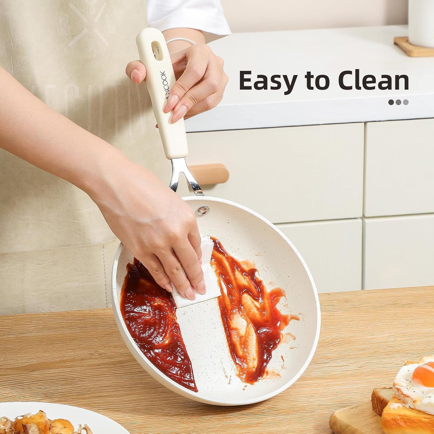 Mini Nonstick Egg Pan, 6.3 Inch Omelet Pan, Small Single Serve Egg Nonstick Skillet, Medical Stone Coating Cookware with Heat-Resistant Handle (16 cm, White)