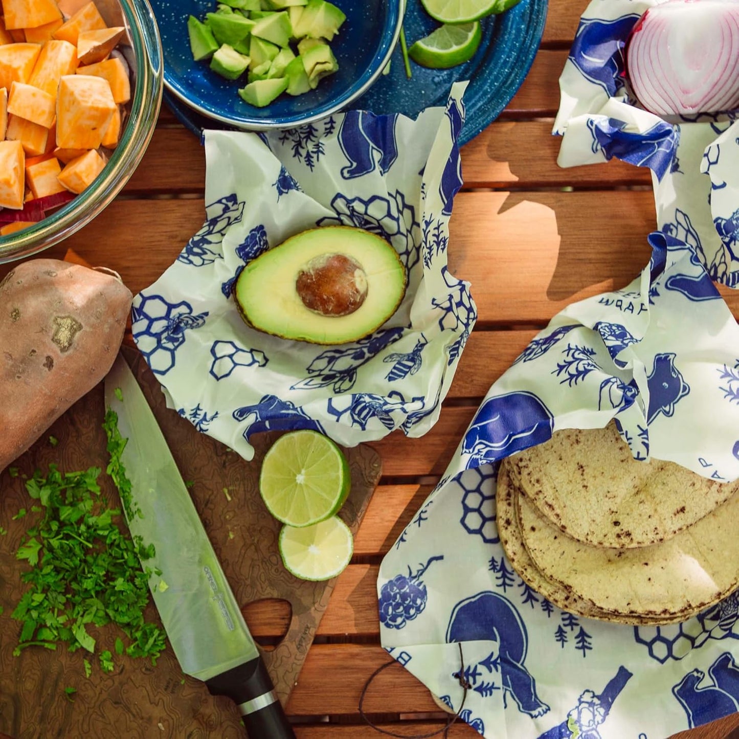 Bee's Wrap Beeswax Wraps for Food - Bees + Bears Bread Wrap - Made in USA Reusable Bread Storage Bags - Organic & Eco-Friendly Alternative to Aluminum Foil, Sourdough Bags & Plastic Wrap