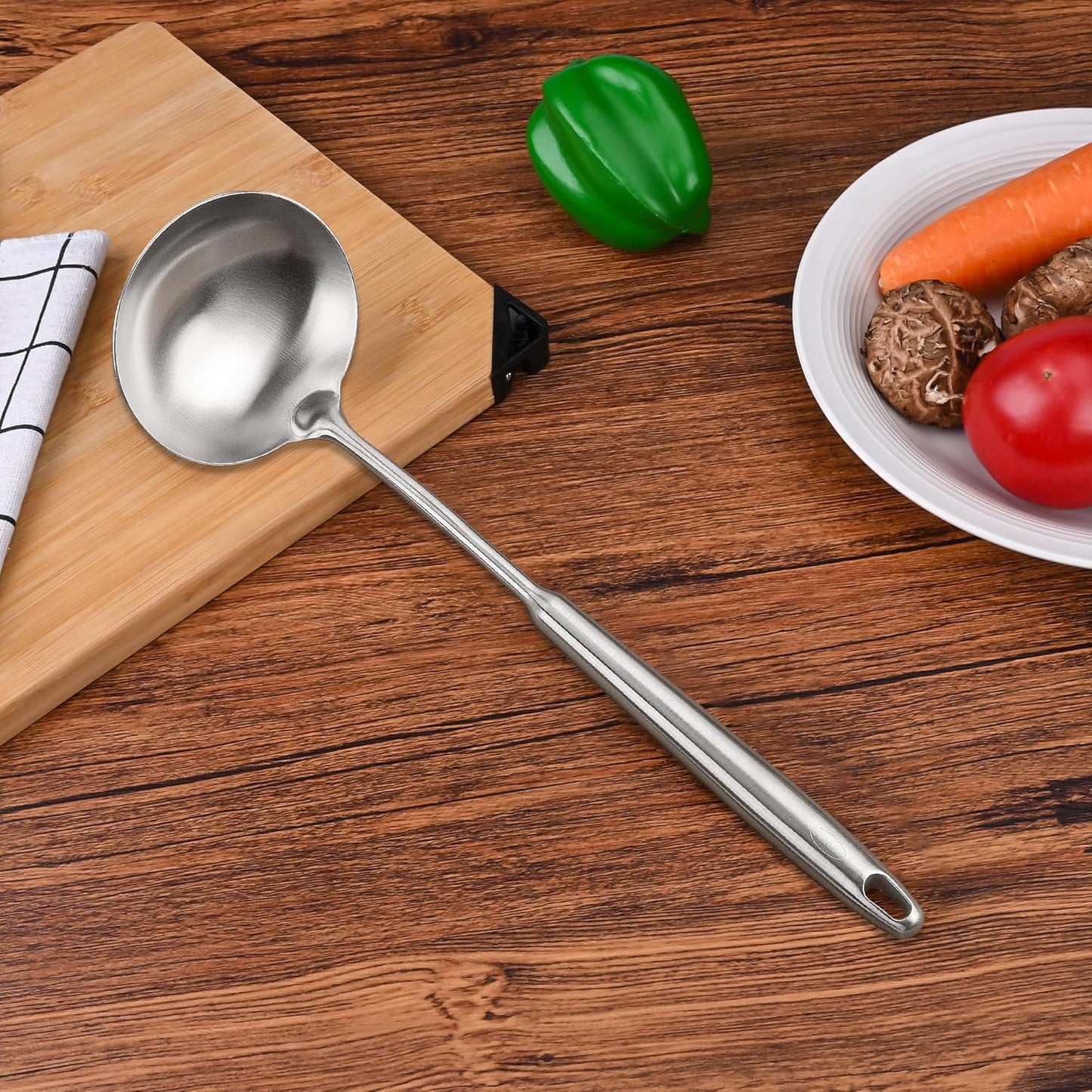 FJNATINH Stainless Steel Soup Ladle, Food Grade Metal Kitchen Utensil Ladle Spoon for Canning Soups Sauces, Easy to Clean, 15 Inches