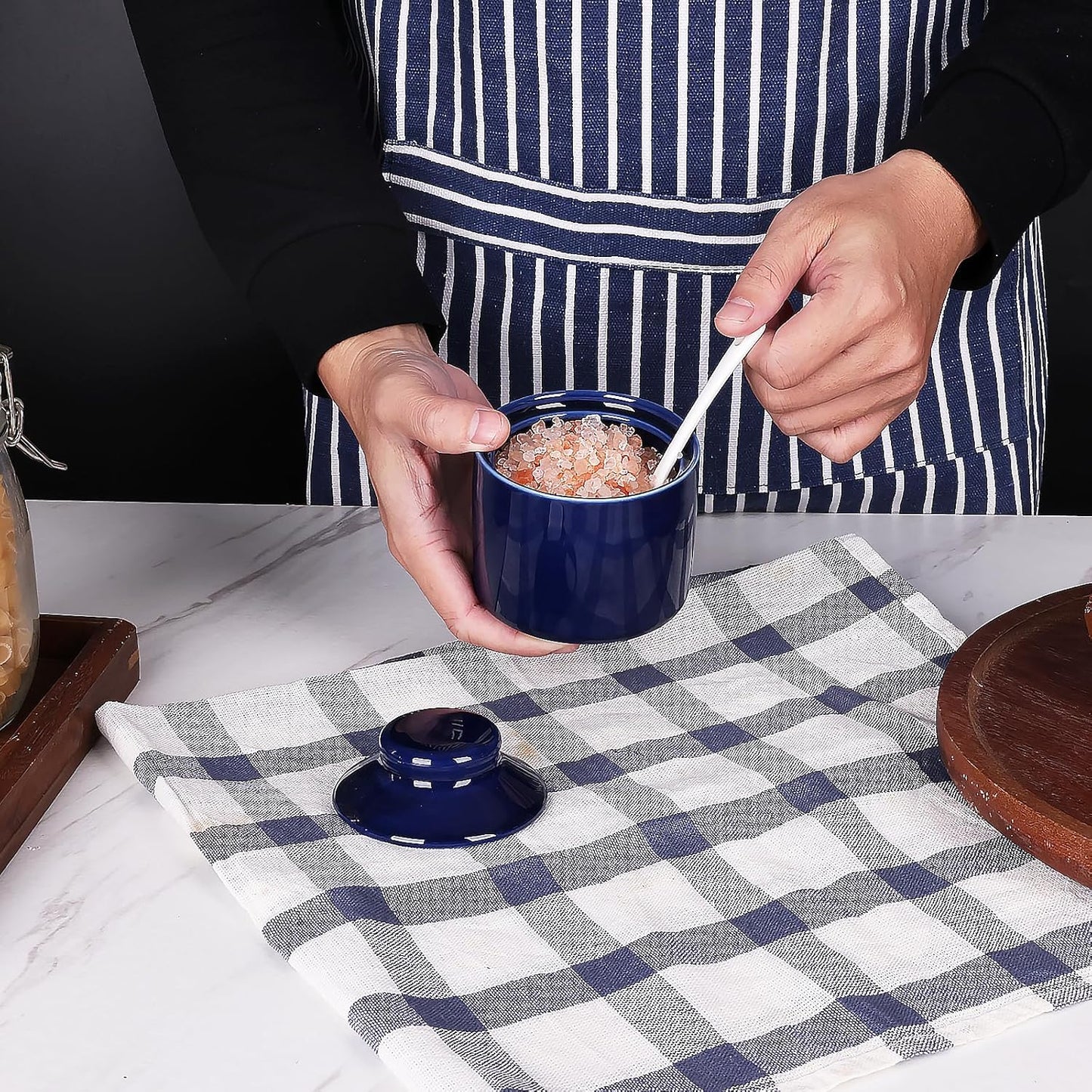 HAOTOP 8 oz Sugar Bowl with Lid and Spoon,Ceramic Sugar Jar Sugar Dispenser Sugar Container Coffee Bar Accessories, Kitchen Countertop Canisters (Navy)