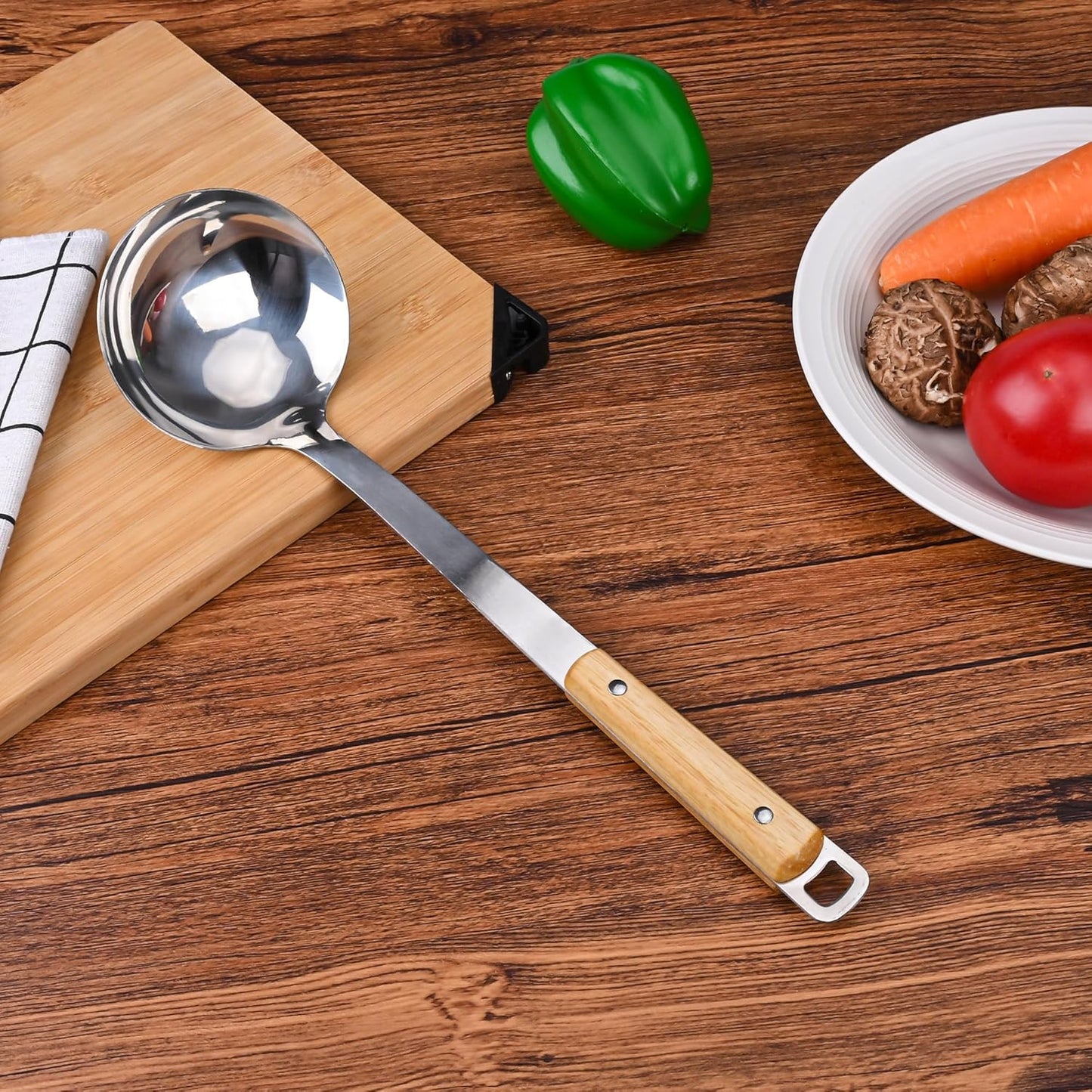 FJNATINH Stainless Steel Soup Ladle, Large Metal Ladel Spoon for Serving, Cooking, Wok, Soup, Heat-proof Wooden Handle, Heavy Duty Wok Tool 13.7 Inches